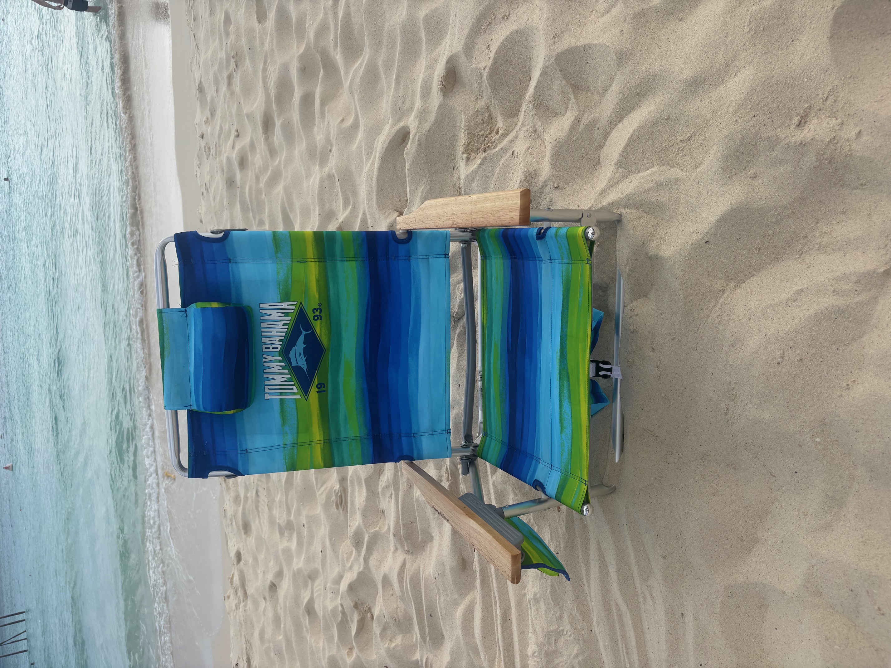 Tommy Bahama Lay Flat Chair